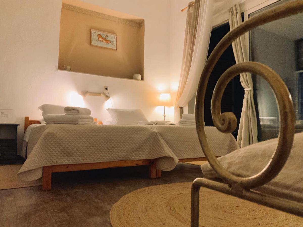 חאניה Akrotiri Hotel מראה חיצוני תמונה